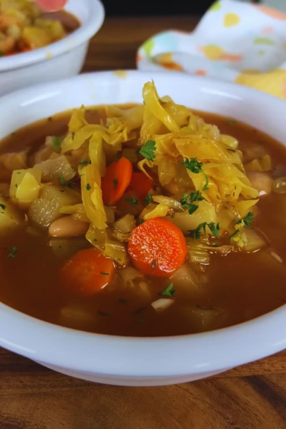 Hearty Vegetable Cabbage Soup: A Comforting Bowl of Wellness